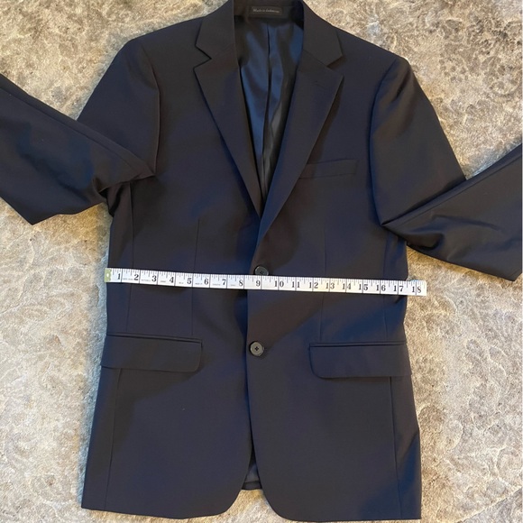 Calvin Klein men’s suit jacket in black, size 38R, wool-Laine and spandex - Picture 7 of 10